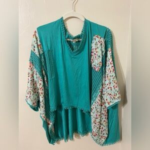 NWOT POL Teal Floral Patchwork Tunic